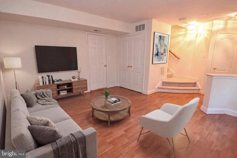 2133 Clark Pl, Silver Spring, MD 20910