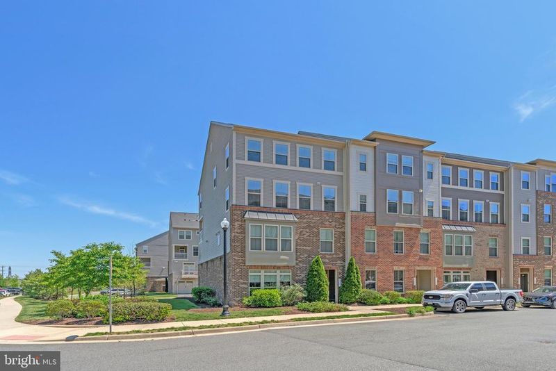 25286 Gray Poplar Ter, Aldie, VA 20105