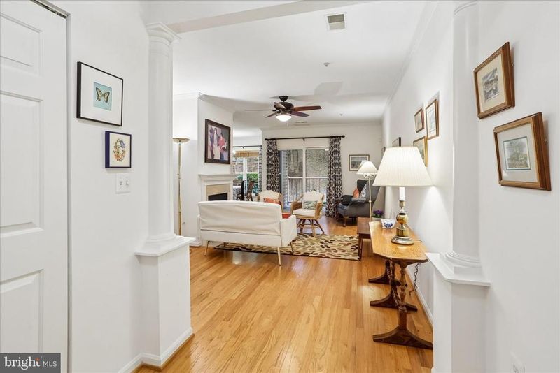 7011 Falls Reach Dr #101, Falls Church, VA 22043