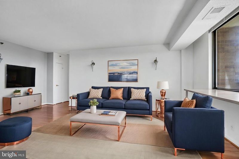 5501 Seminary Rd #1908S, Falls Church, VA 22041