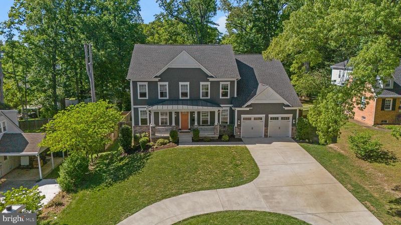7920 Shreve Rd, Falls Church, VA 22043