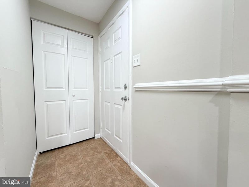 8382 Brockham Dr #A, Alexandria, VA 22309
