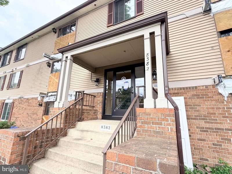 8382 Brockham Dr #A, Alexandria, VA 22309