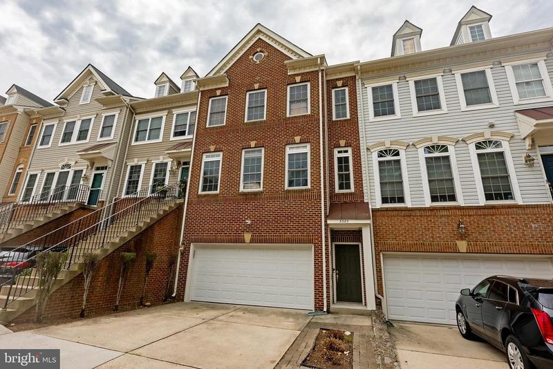 3385 Beechcliff Dr, Alexandria, VA 22306