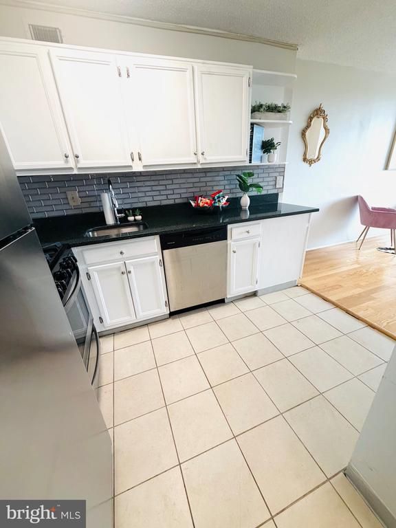 5225 Pooks Hill Rd #615S, Bethesda, MD 20814