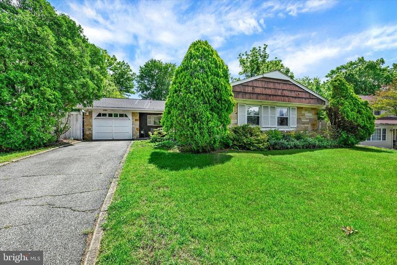2707 Fawn Ln, Bowie, MD 20715
