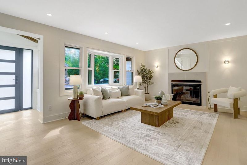 3504 Gordon St, Falls Church, VA 22041