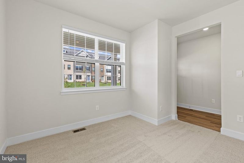 5121 Glistening Pond Way, Upper Marlboro, MD 20772