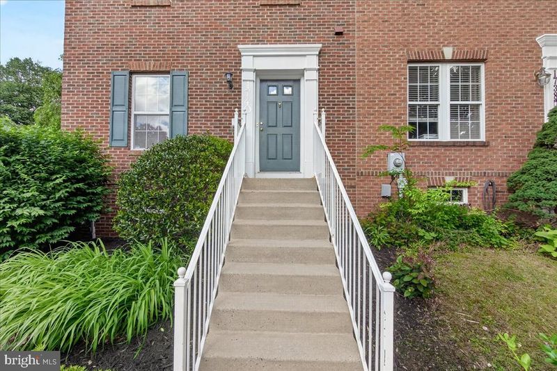 1740 Derrs Sq E, Frederick, MD 21701