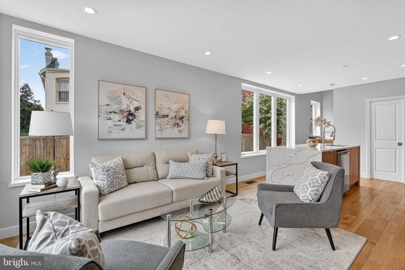 1516 North Carolina Ave NE #1, Washington, DC 20002