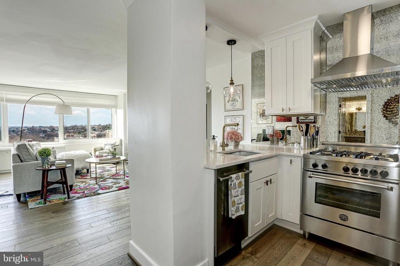 1330 New Hampshire Ave NW #916, Washington, DC 20036
