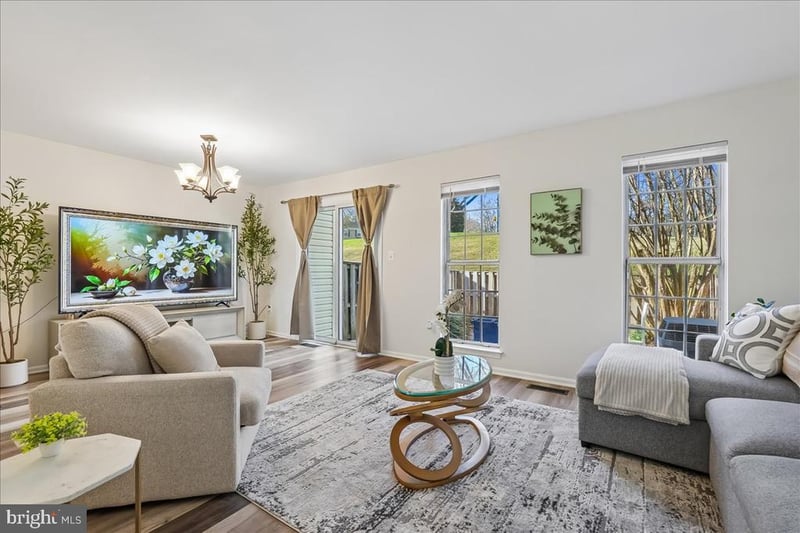 13410 Country Ridge Dr, Germantown, MD 20874