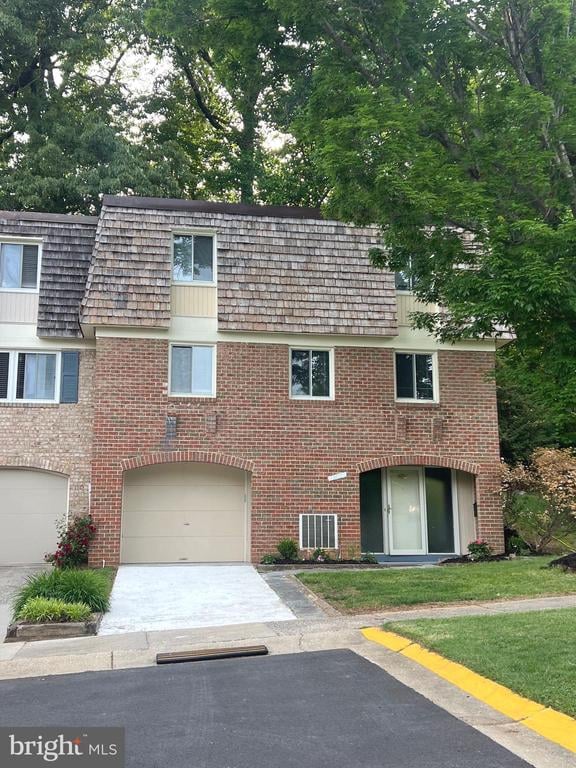 19052 Capehart Dr, Montgomery Village, MD 20886