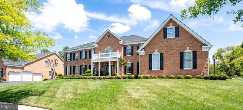 15214 Golf View Dr, Haymarket, VA 20169