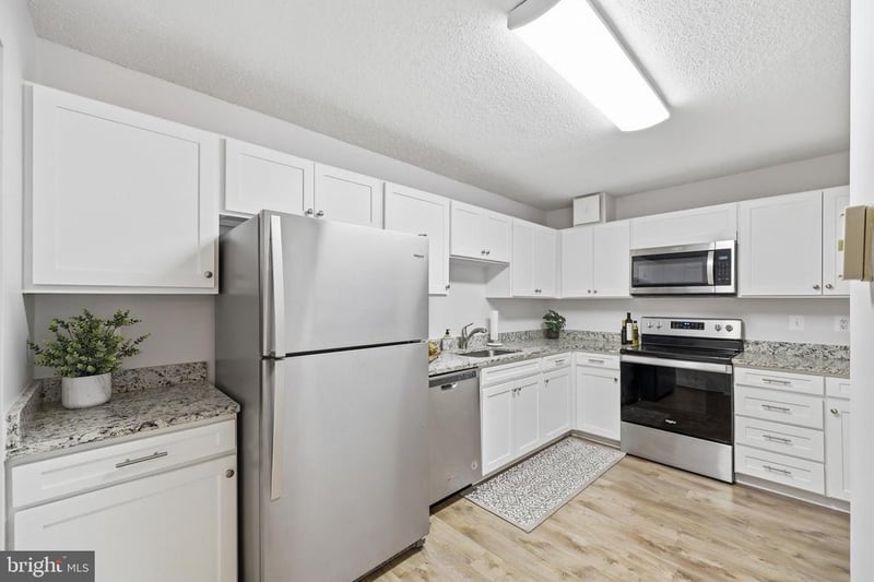 15101 Interlachen Dr #1-224, Silver Spring, MD 20906