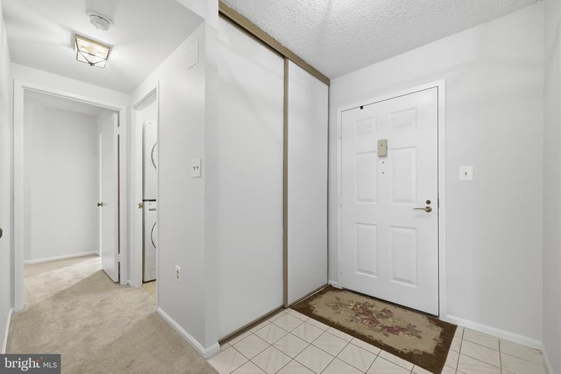 15101 Interlachen Dr #1-224, Silver Spring, MD 20906