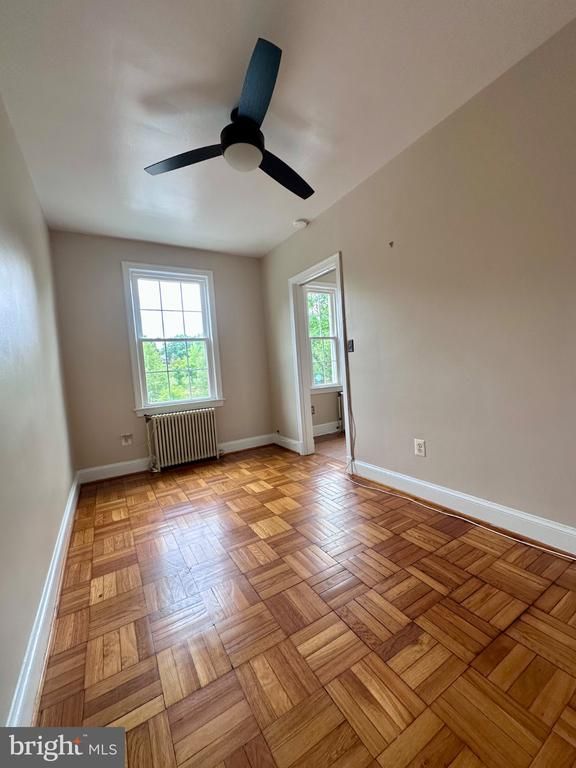 4481 Macarthur Blvd NW #303, Washington, DC 20007
