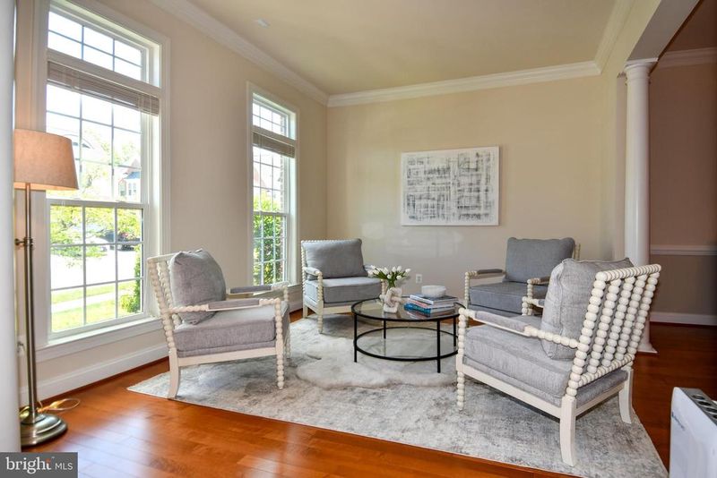 3876 Billberry Dr, Fairfax, VA 22033