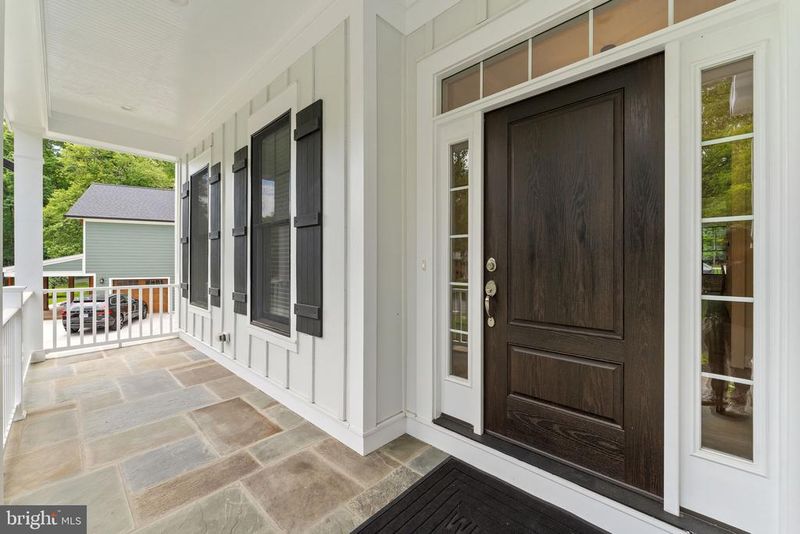9317 Convento Ter, Fairfax, VA 22031