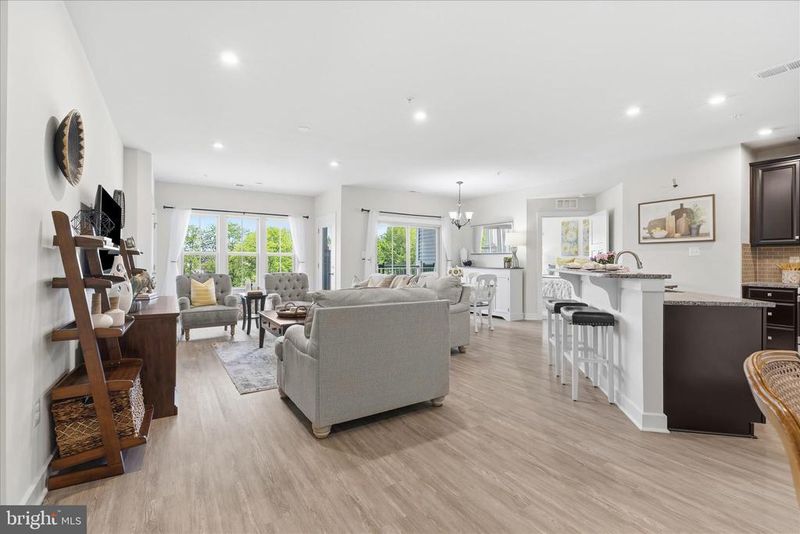 5733 Meadowood St #303, New Market, MD 21774