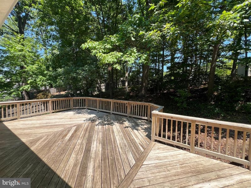 7 S Pointe Ln, Fredericksburg, VA 22405