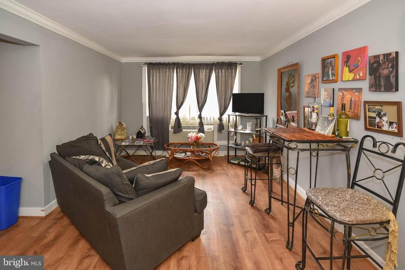 2832 Hartford St SE #102, Washington, DC 20020