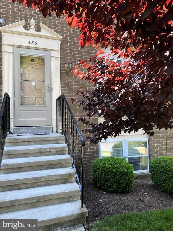 439 Terry Ct #B4, Frederick, MD 21701