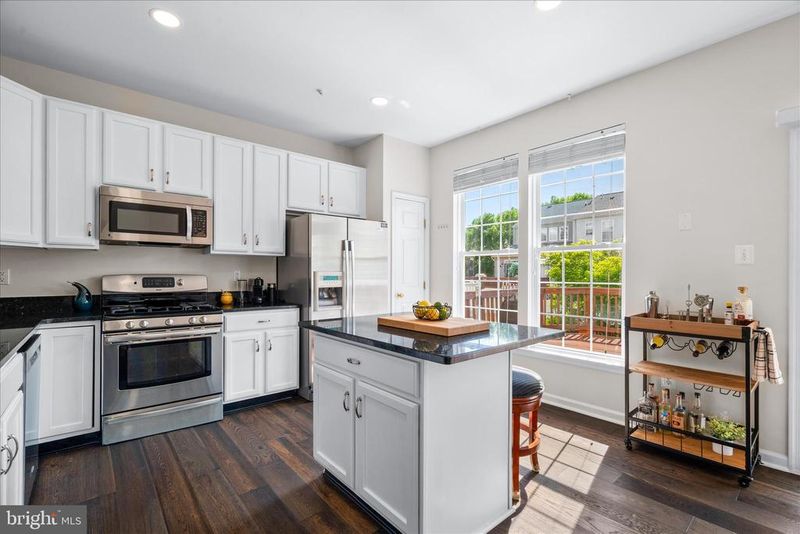 5506 Westcott Cir, Frederick, MD 21703