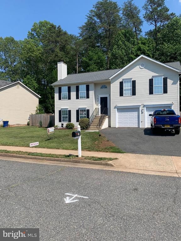 19 Riverton Dr, Stafford, VA 22556