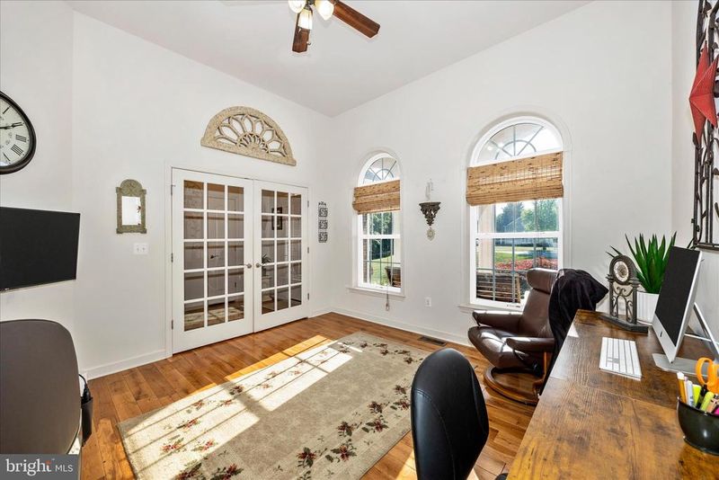 7145 Linganore Rd, Frederick, MD 21701