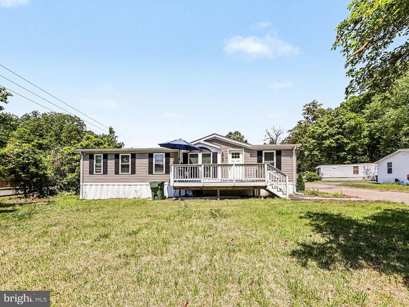 28 Castle Ct, Stafford, VA 22554