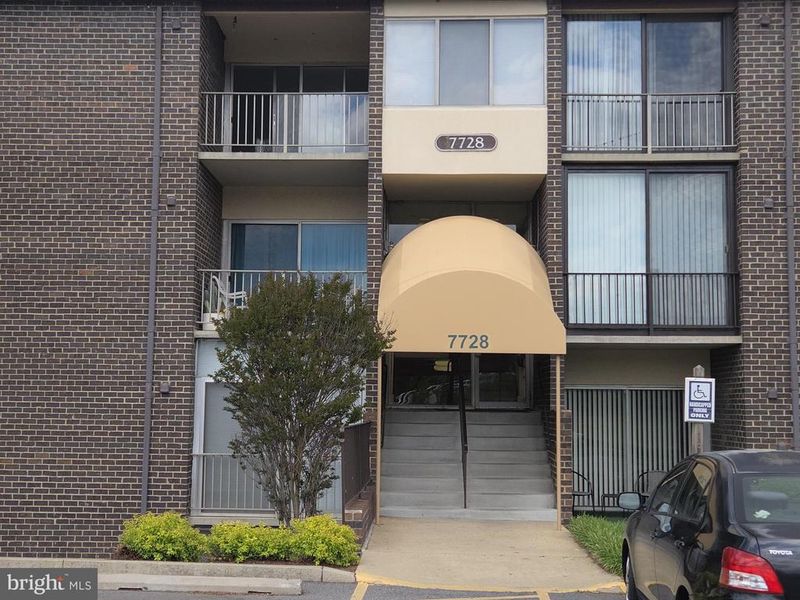 7728 Hanover Pw #301, Greenbelt, MD 20770