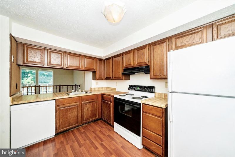 8237 Styers Ct, Laurel, MD 20723