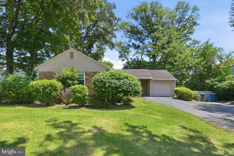 5013 Lincoln Ave, Alexandria, VA 22312