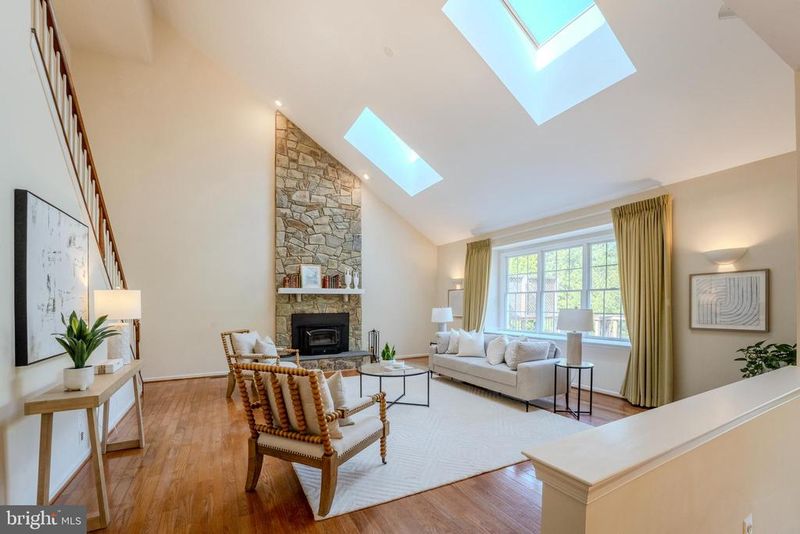 1355 Tunwell Stable Ct, Reston, VA 20194