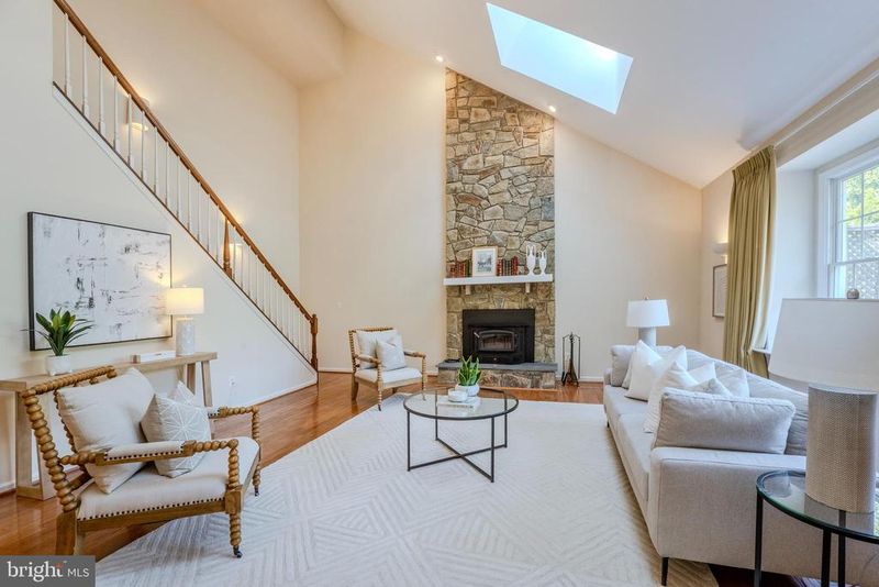 1355 Tunwell Stable Ct, Reston, VA 20194