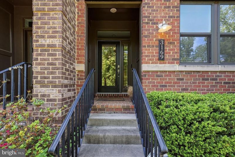 3169 Virginia Bluebell Ct, Fairfax, VA 22031