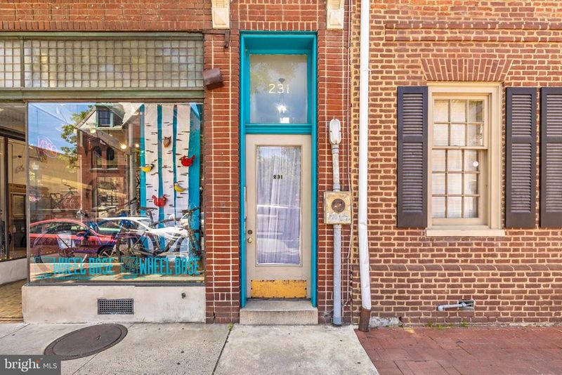 231 Market St N #3, Frederick, MD 21701