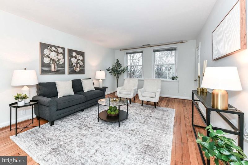 3279 S Stafford St #B2, Arlington, VA 22206