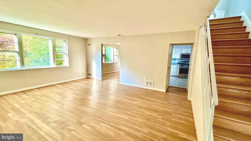 5319 Pooks Hill Rd #1, Bethesda, MD 20814