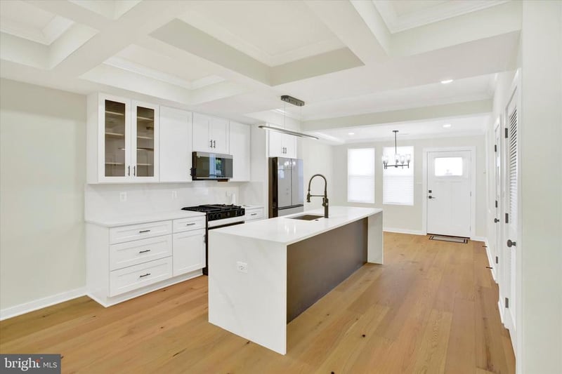 4721 9th St NW, Washington, DC 20011