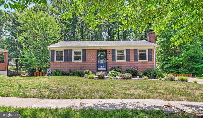 1817 Dania Dr, Fort Washington, MD 20744
