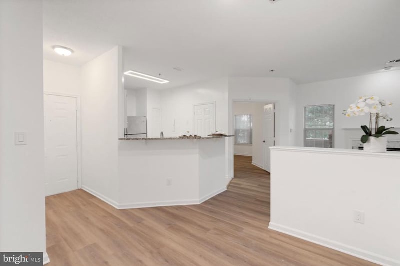 1700 Lake Shore Crest Dr #13, Reston, VA 20190