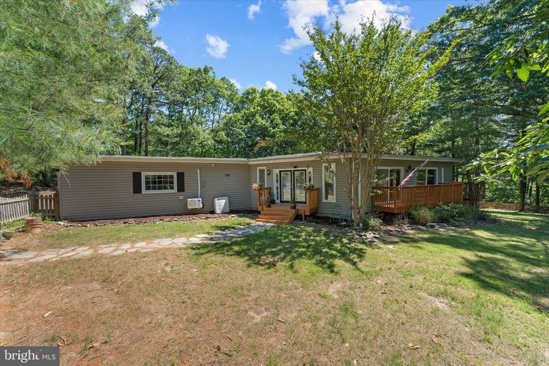 1810 Ridge Rd, Haymarket, VA 20169