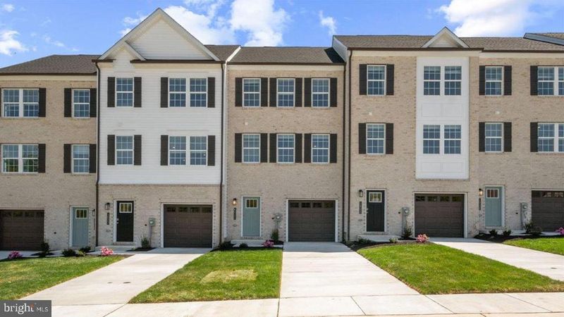 3402 Landon Walker Ln, Upper Marlboro, MD 20774