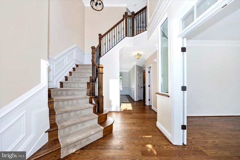 803 Apache Ct, Frederick, MD 21701
