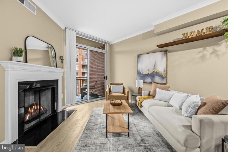 4490 Market Commons Dr #413, Fairfax, VA 22033