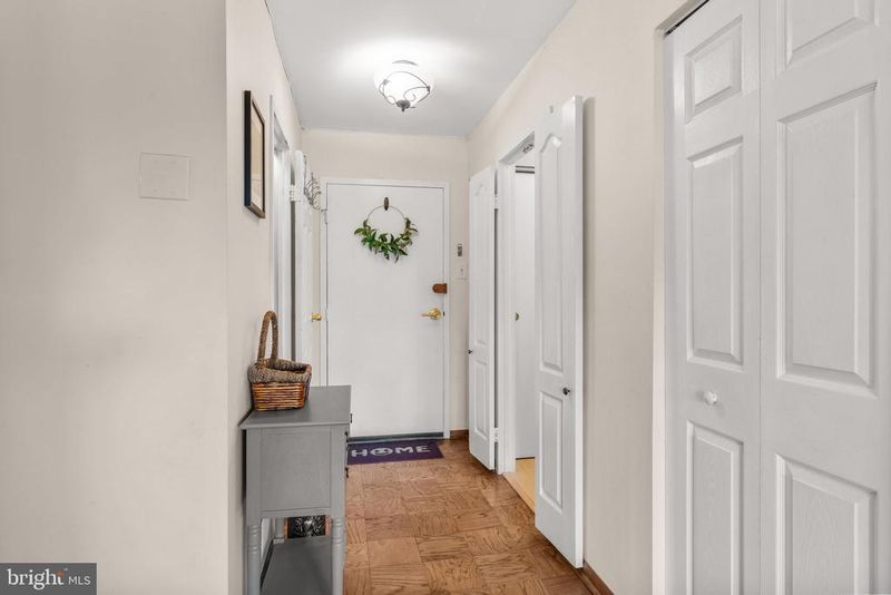 9039 Sligo Creek Pw #1005, Silver Spring, MD 20901