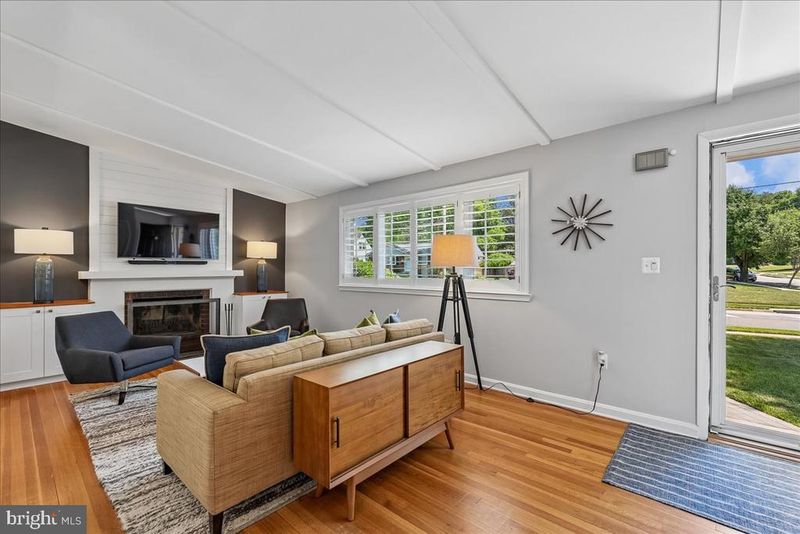 500 N Naylor St N, Alexandria, VA 22304