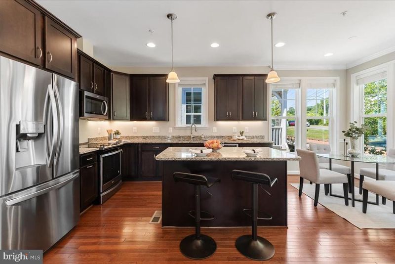 1022 Railroad Ave #4, Falls Church, VA 22046